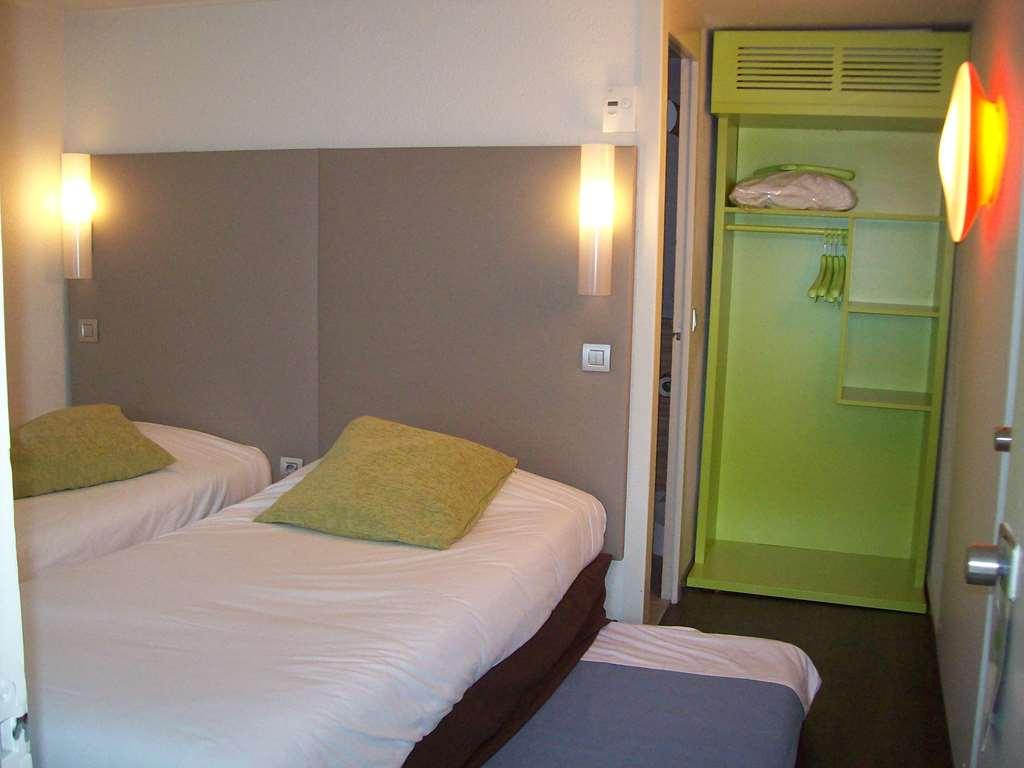 Campanile Reims Ouest - Tinqueux Hotel Exterior foto
