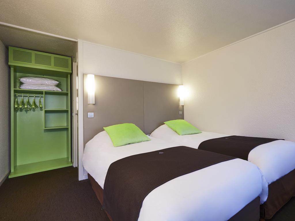 Campanile Reims Ouest - Tinqueux Hotel Exterior foto