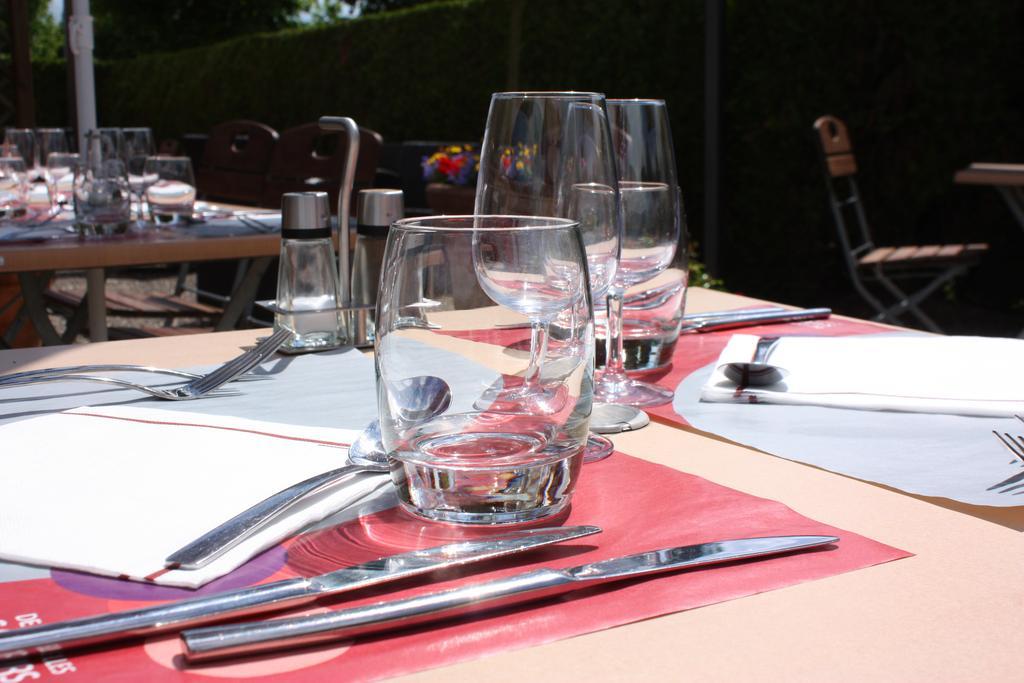 Campanile Reims Ouest - Tinqueux Hotel Exterior foto
