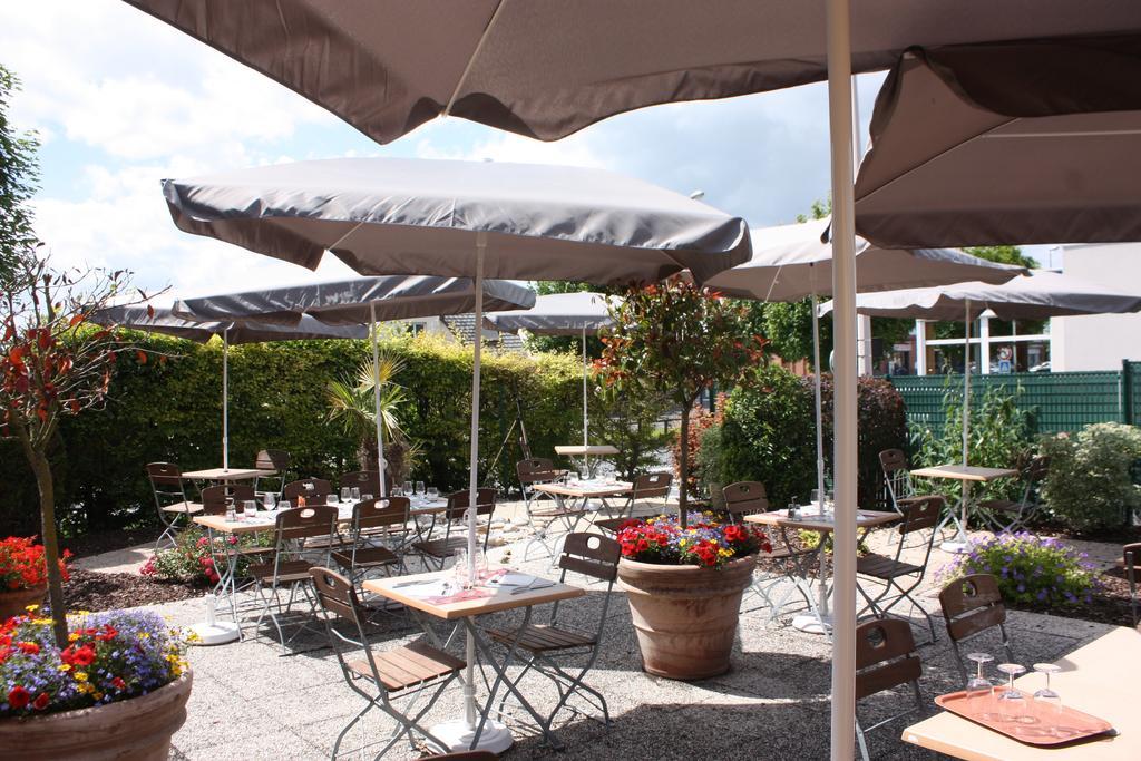 Campanile Reims Ouest - Tinqueux Hotel Exterior foto